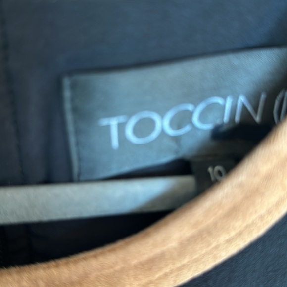 Toccin MSRP $695 Two Tone Faux Suede Trim Sheath pocket Dress Black  10 - Picture 6 of 8